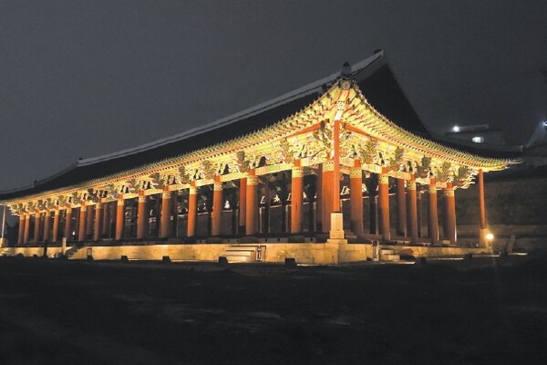 2025 여수 진남관 보수 후 야간 경관